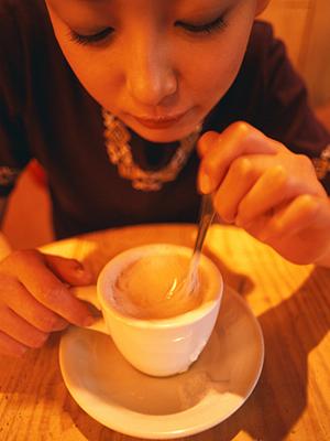 鶏素揚げ・肴・釜めし かまどか 秋葉原店の魅力と店舗情報